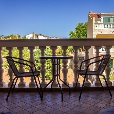 Apartments Mediterranean Sundance Vodice Esterno foto
